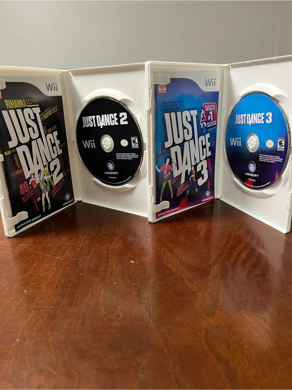 Just Dance 2 and 3 (Nintendo Wii Video Game Lot)  w/ Manuals